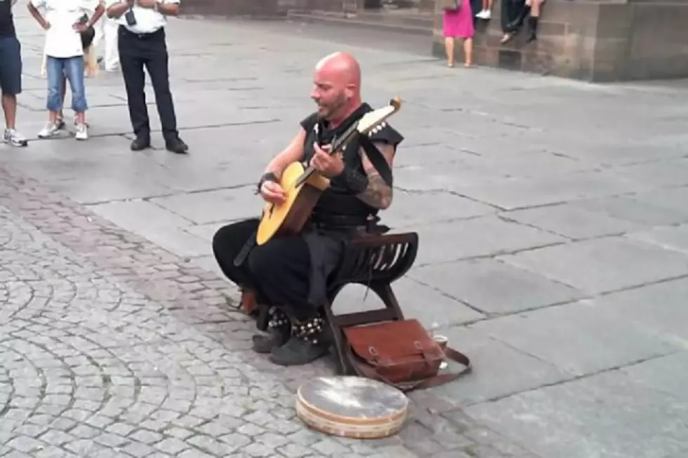 Street Performer In France Has An Unbelievable Voice [VIDEO]