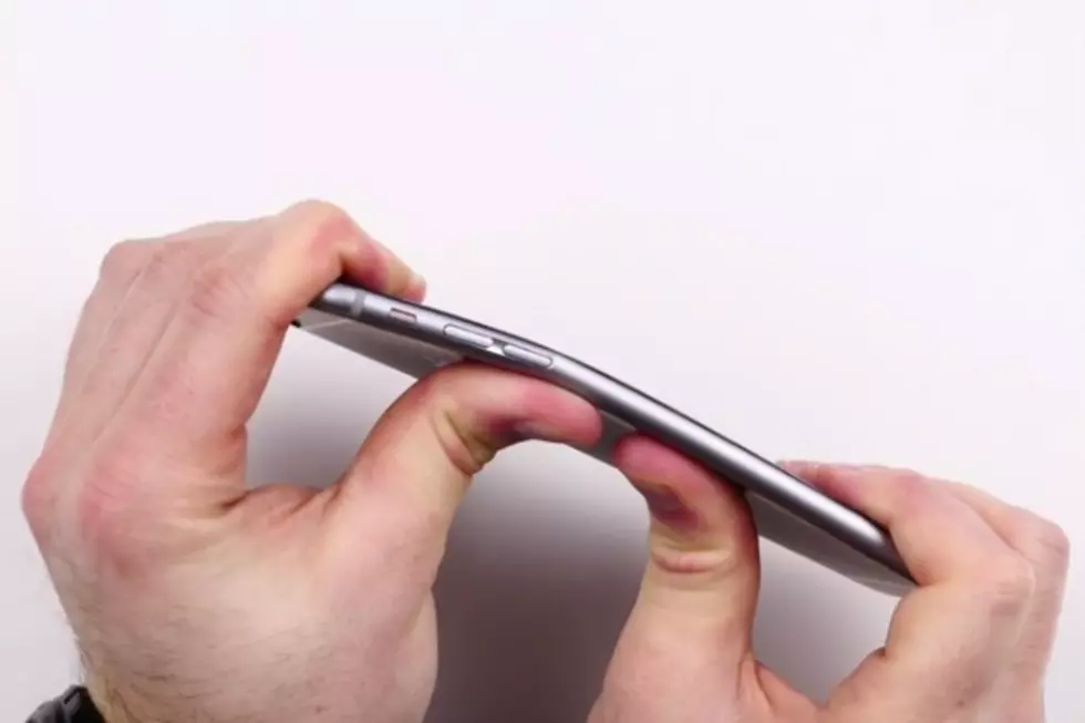 Some iPhone 6 Plus Owners Complaining About Unwanted Bending [VIDEO]