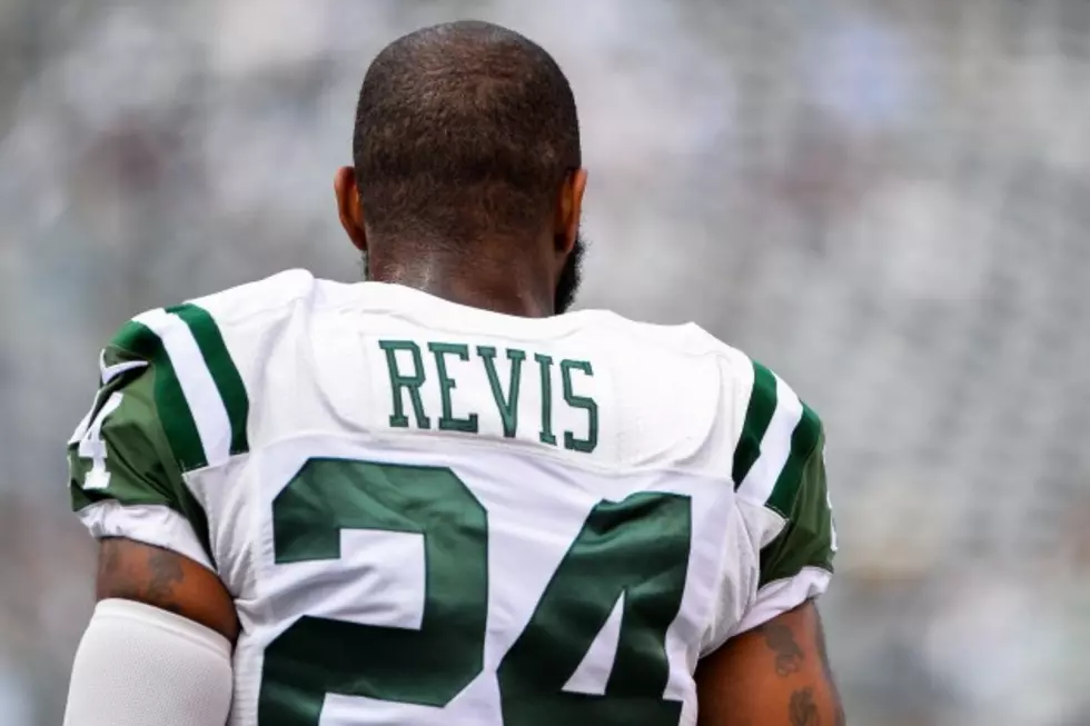 Why Pats Fans Should Boo Darrelle Revis This Sunday