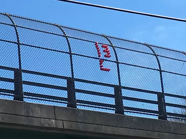Mysterious Red Solo Cups Spell Out &#8220;L3&#8243; On Local Overpasses