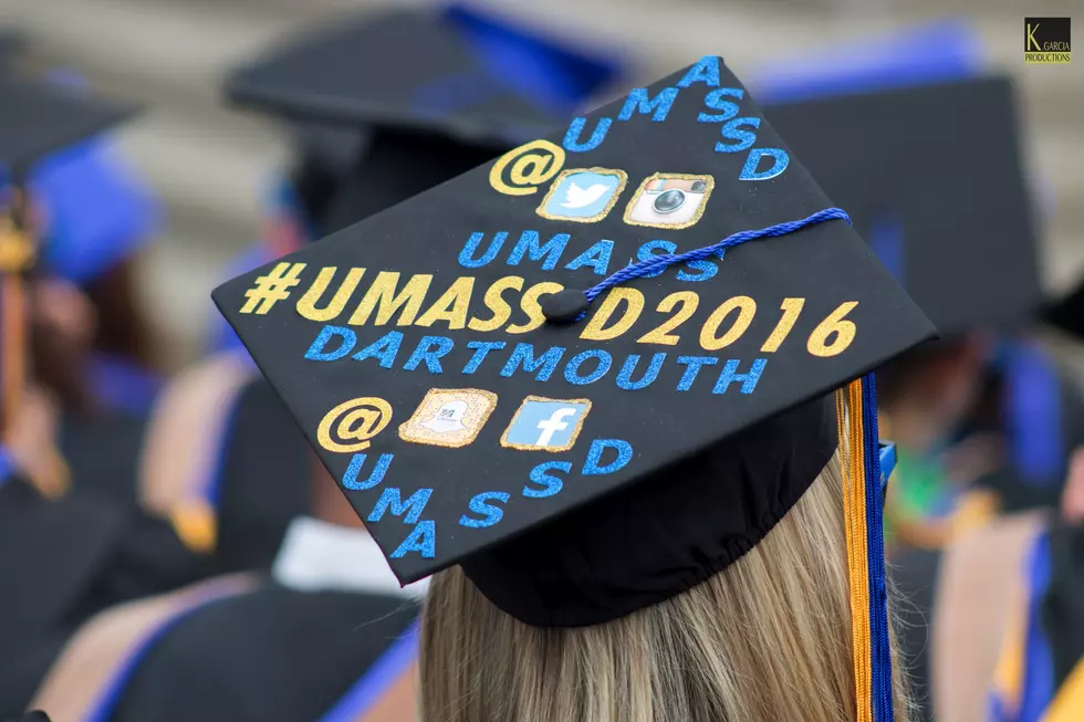 20 Unique Graduation Caps From The U-Mass Dartmouth Class of 2016 [PHOTOS]