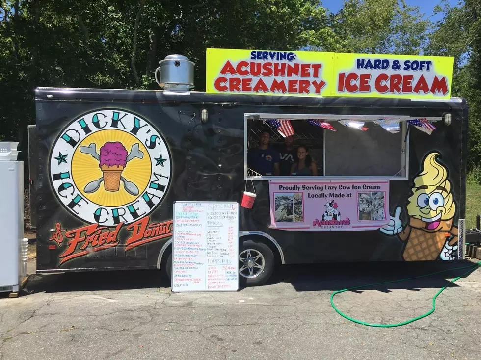 Dicky&#8217;s Clam Shack Now Serving Acushnet Creamery In Dartmouth