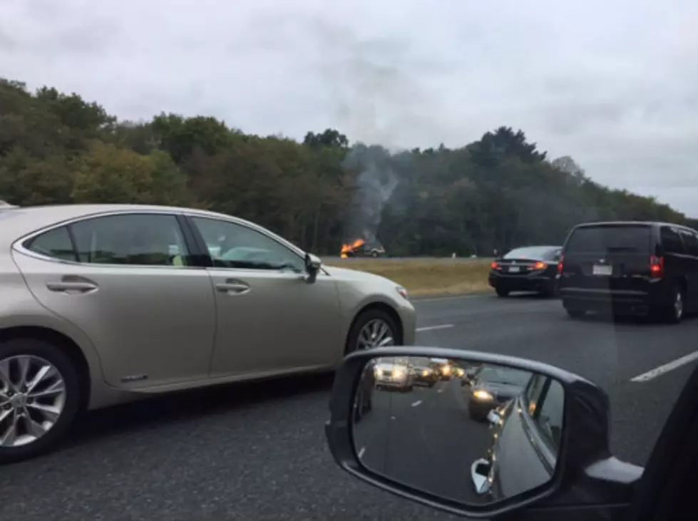 Car Fire Shuts Down 195 East at Exit 10 in Westport[VIDEO]