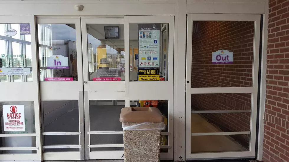 What&#8217;s Wrong With This Store&#8217;s Doors?