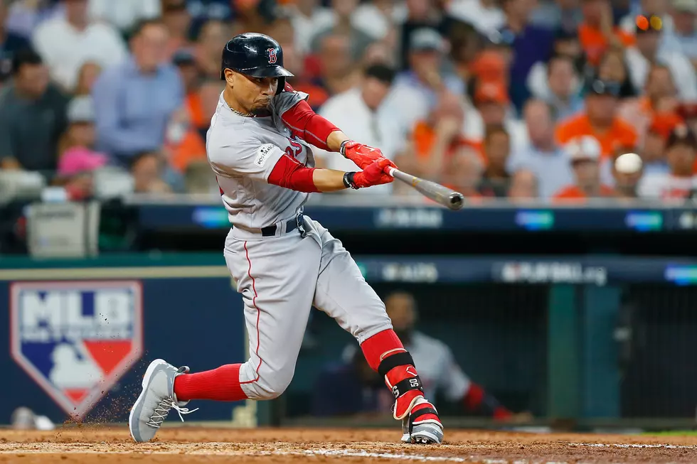 Watch Mookie Betts&#8217; Miss a Catch During Mid-Game Interview