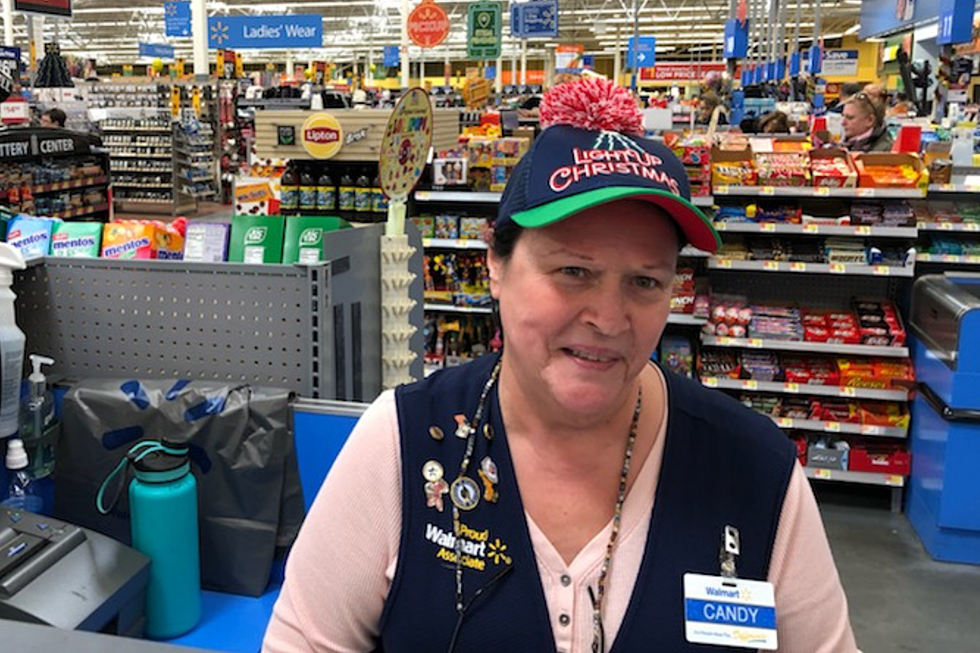 Walmart 'Lights Up' Christmas