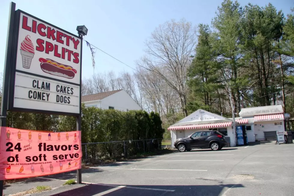 Like Coney Island Hot Dogs? Try Lickety Splits in Westport