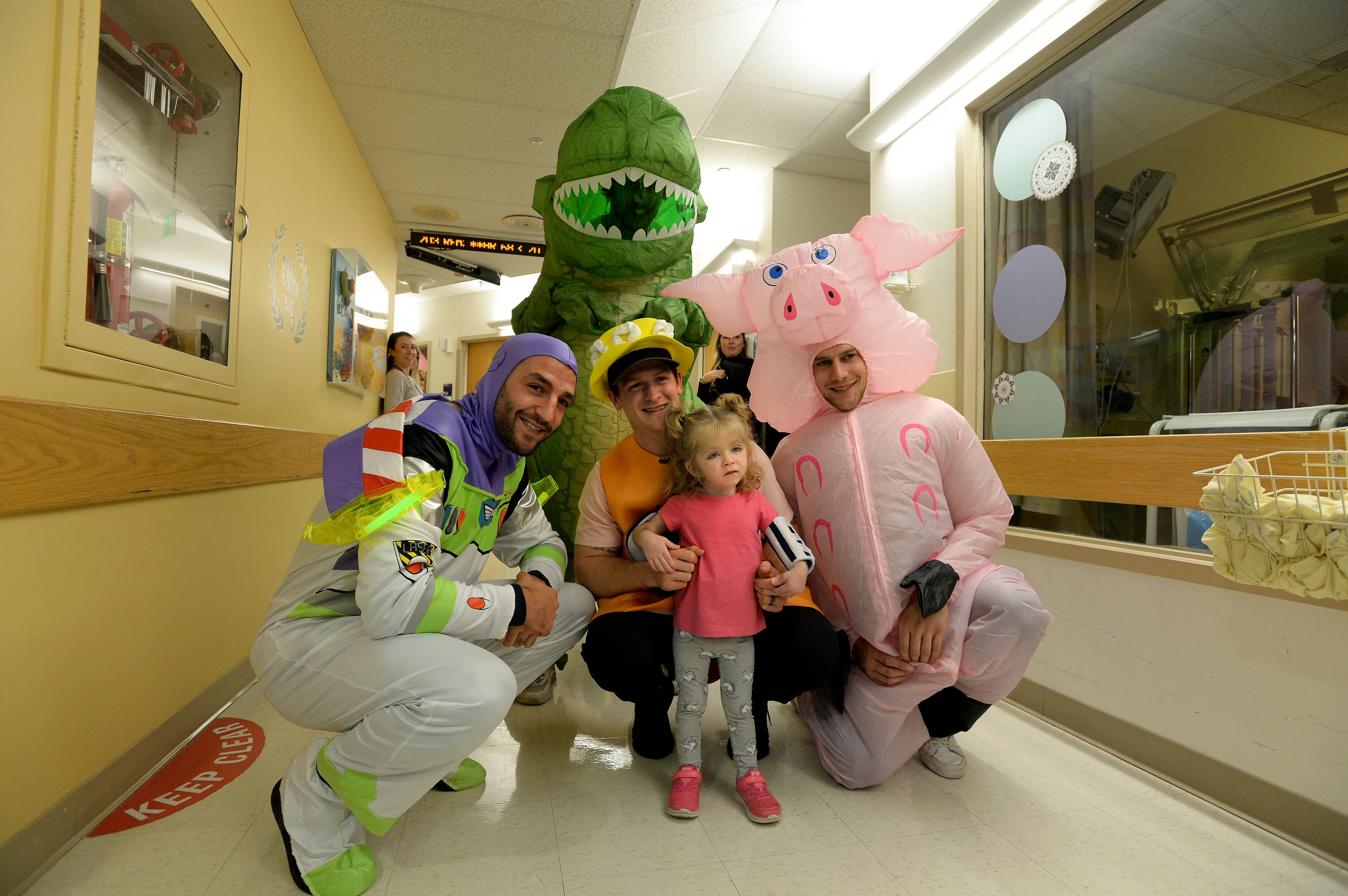 Bruins Players Dress Up for Visit to Children's Hospital