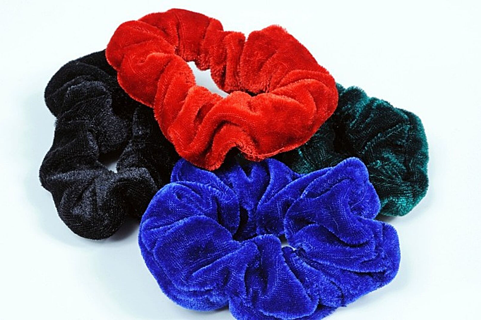 Here's the Reason Why Boys Are Wearing Scrunchies