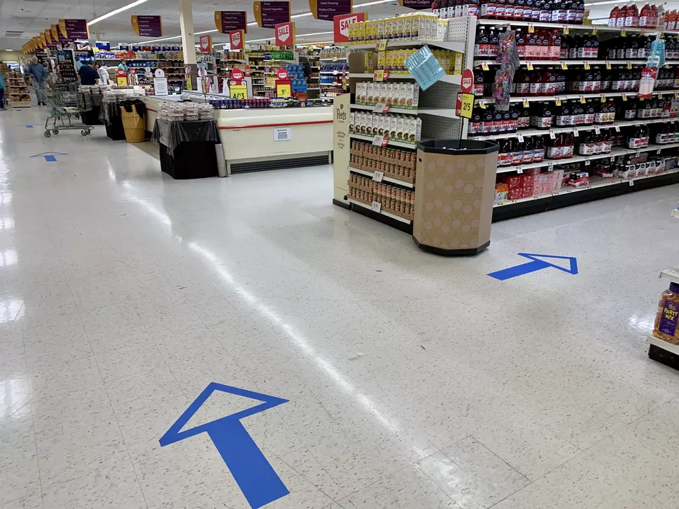 Stop &#038; Shop Implements One-Way Aisle Traffic