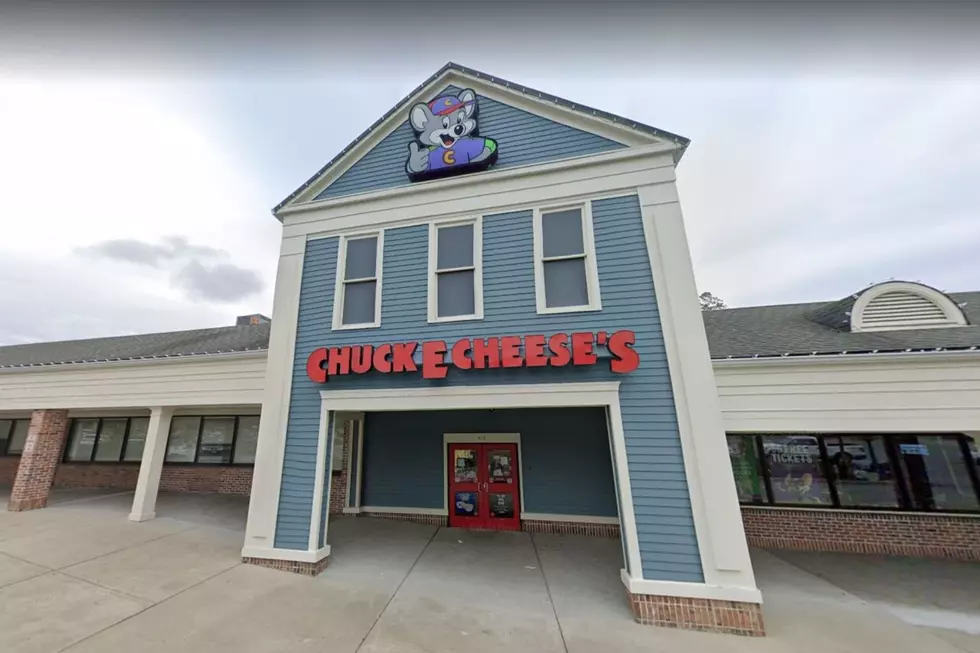 Chuck E Cheese Files for Bankruptcy