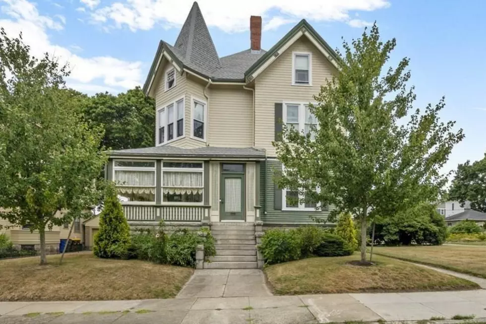 Lizzie Borden&#8217;s Haunted Maplecroft For Sale Again in Fall River