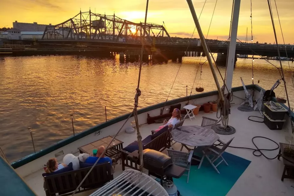 This New Bedford Airbnb Yacht Is Boujee and Affordable [PHOTOS]