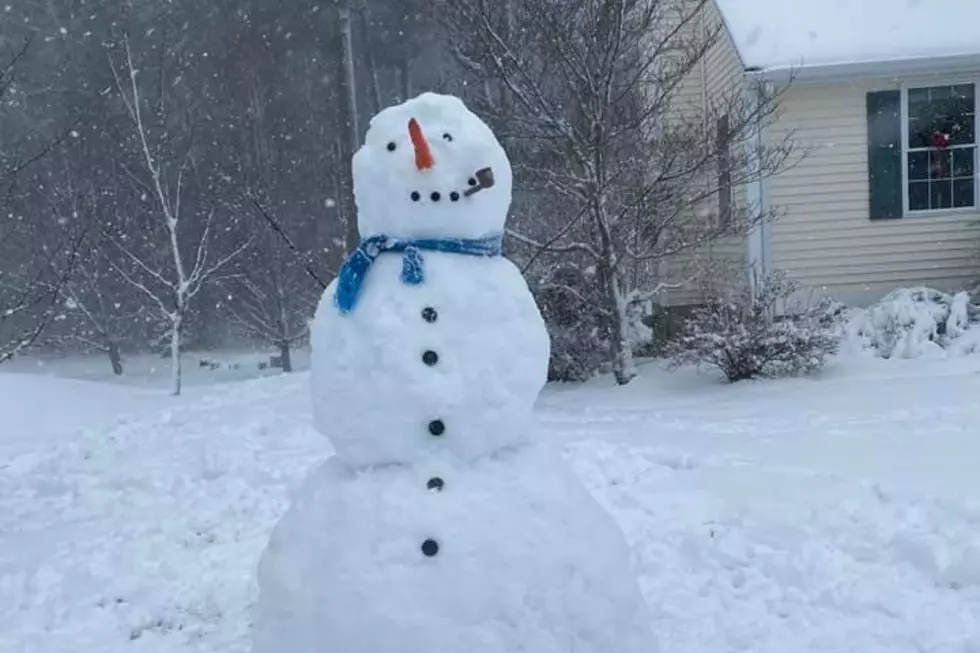 SouthCoast Snowmen Are Out to Play on This Snow Day