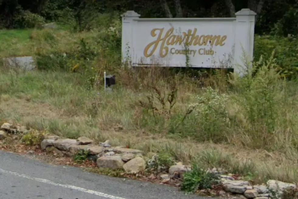 Dartmouth&#8217;s Hawthorne Country Club: See Photos of Abandoned Facility