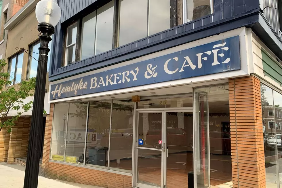 The Story Behind Downtown New Bedford&#8217;s New (Old) Homlyke Bakery Sign