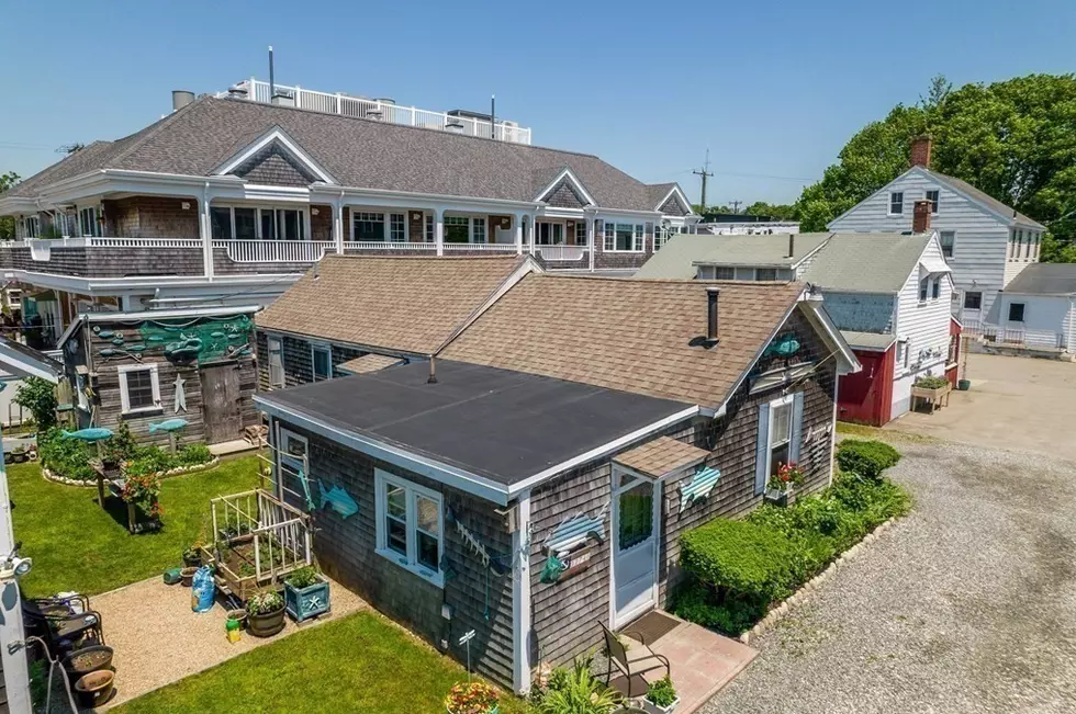 Fatima Simas/Anne Whiting Real Estate