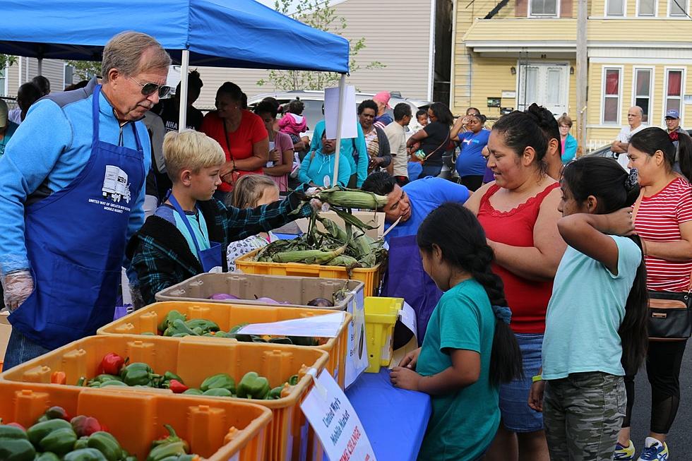 Mobile Market Provides Free, Fresh Produce to the SouthCoast