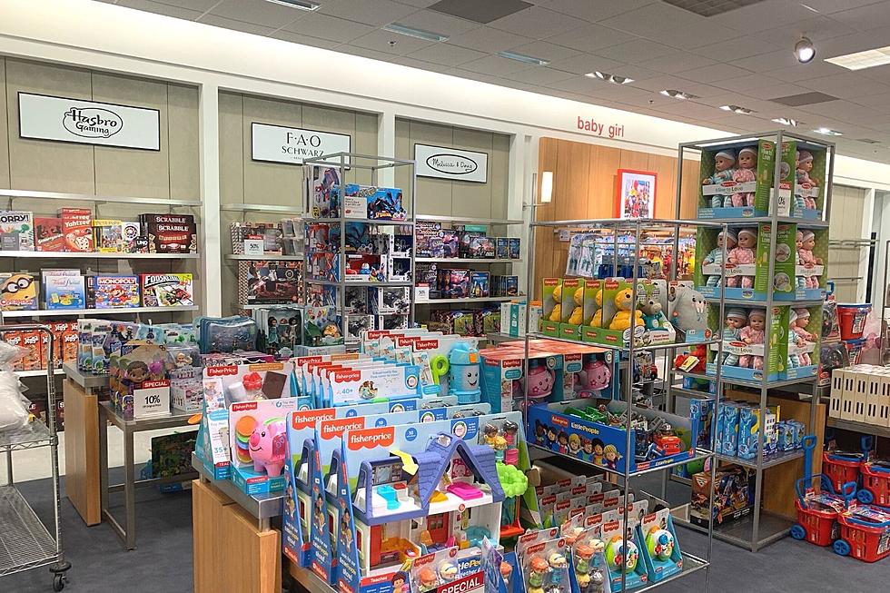 Evidence That Toys &#8216;R&#8217; Us Is Returning to Dartmouth&#8217;s Retail Landscape