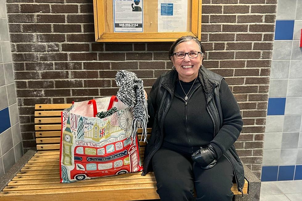 New Bedford Woman Donates Scarves Ahead of Storm