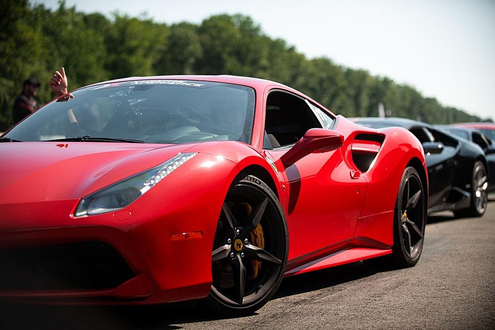 This New Hampshire Racetrack Will Let You Drive The Car of Your Dreams
