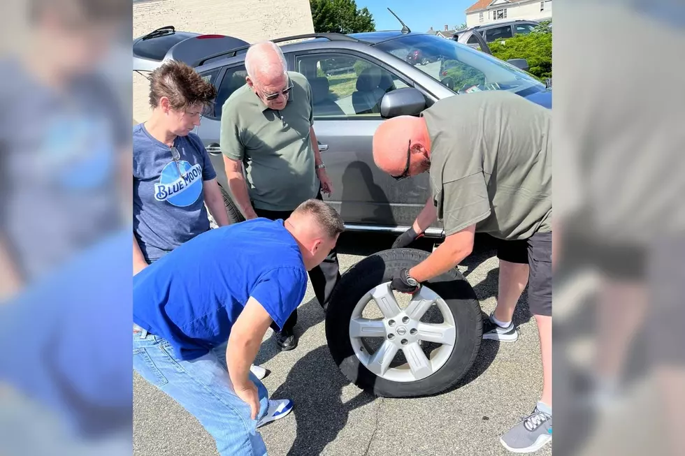 Fall River Good Samaritans Help Older Gentleman Change a Tire