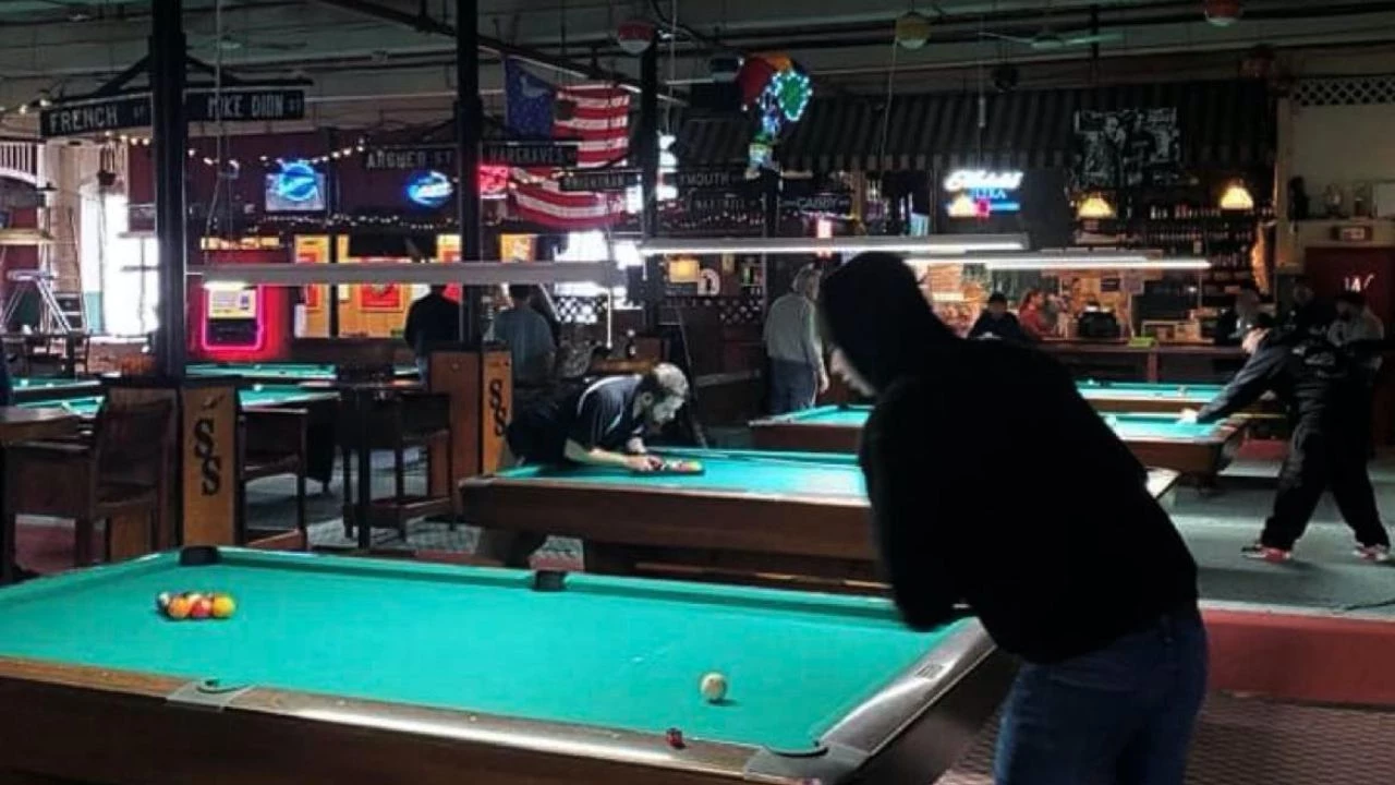 Pool Hall Near Me Open: Find Your Best Spot to Shoot Some