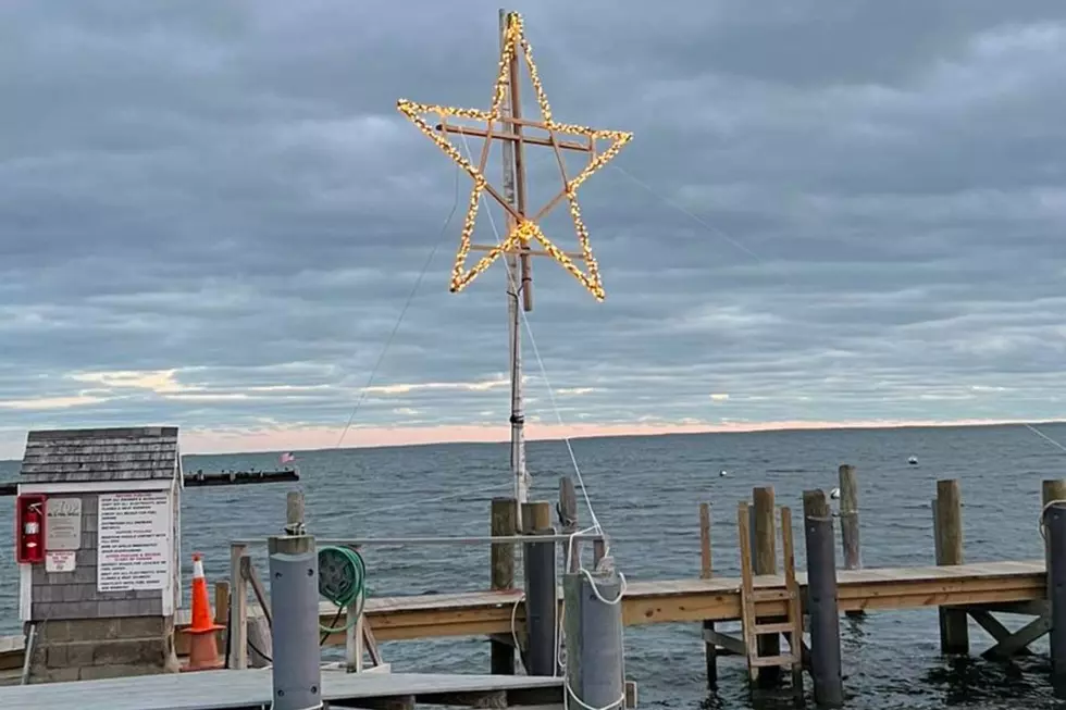 Mattapoisett Boatyard&#8217;s Christmas Star A Symbol of Resilience