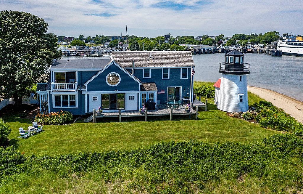 The Cape Cod Beach House from Sleeping with the Enemy