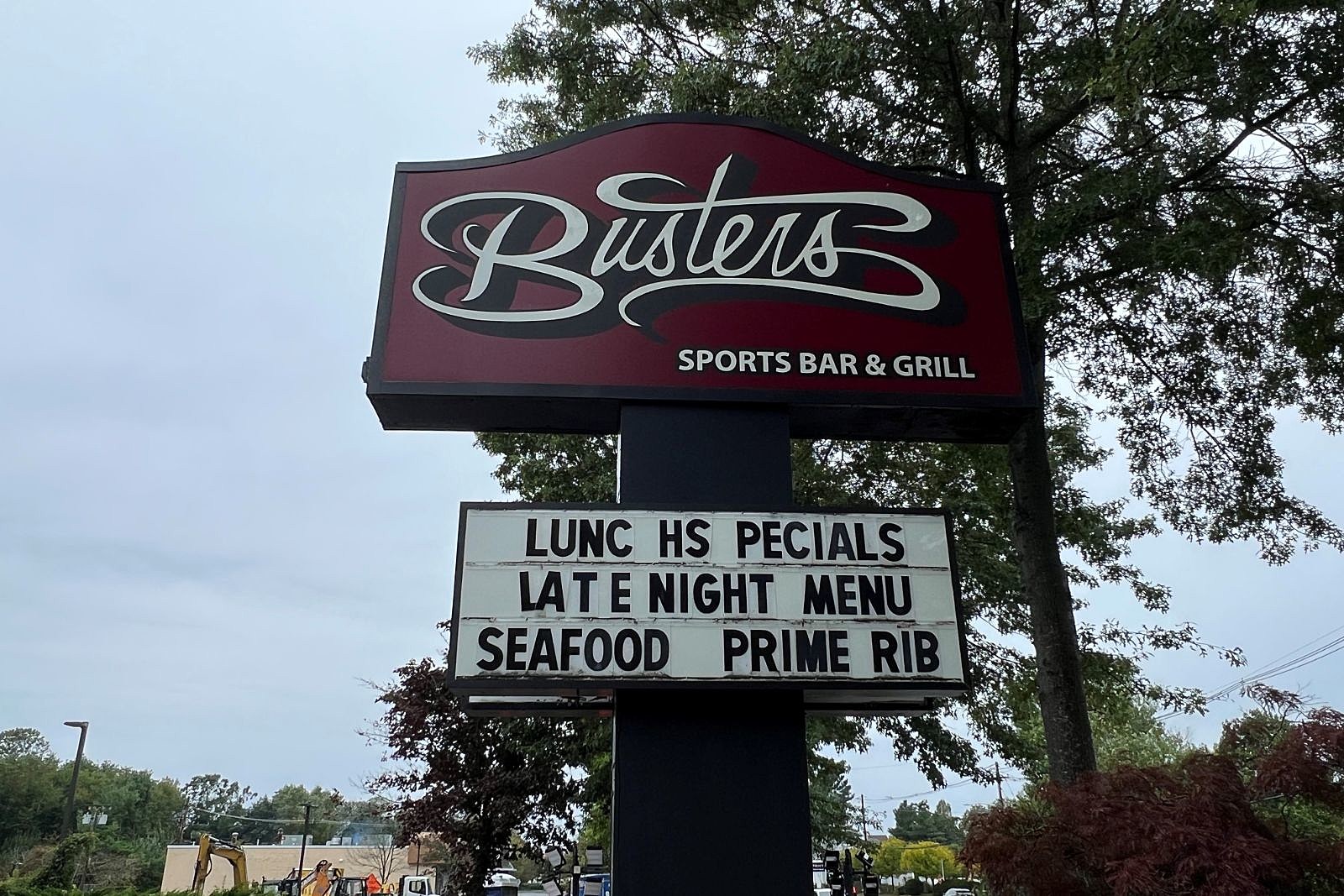 Buster's Sports Tavern
