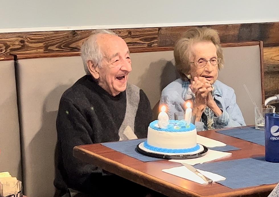 New Bedford Restaurant Celebrates 98-Year-Old Man