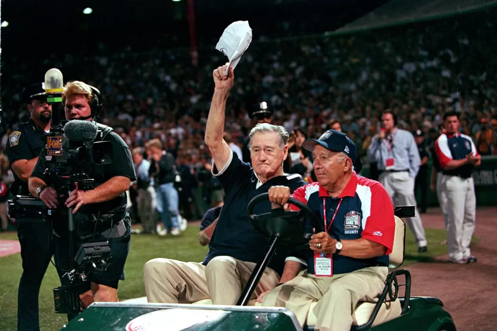 Red Sox Legend Ted Williams Was Decapitated and Frozen For Eternity