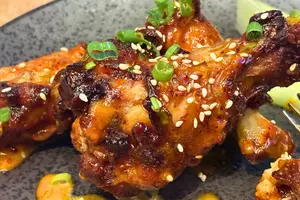 The Best Wings in New England Are Just a Short Drive Away