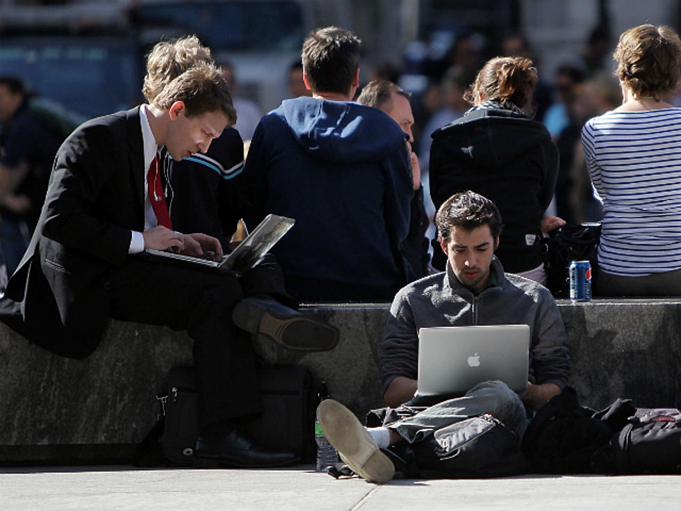 Man Alert! WiFi May Be Great, But It’s Hurting Your Little Swimmers in Top Hats