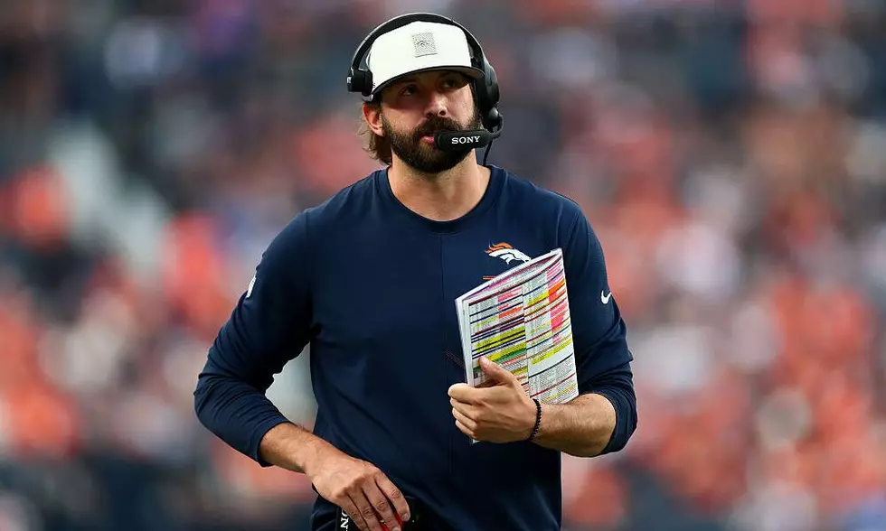 Blame the coaching staff for putting Bo Nix in an impossible position