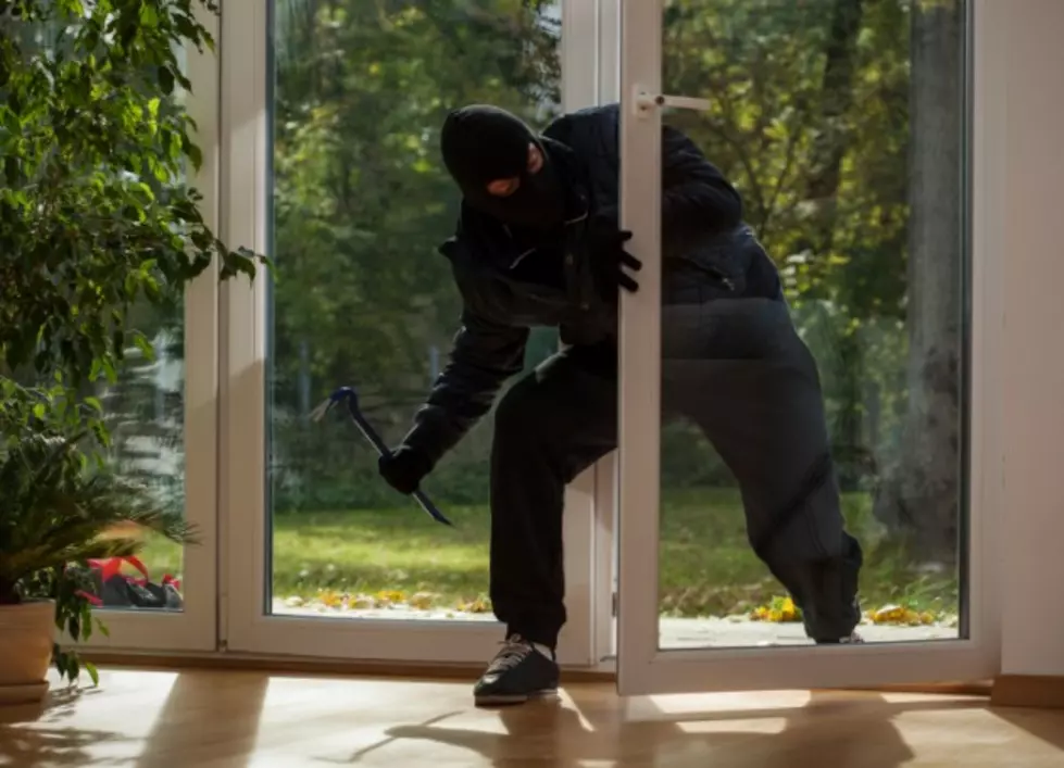 Man Finds a Burglar in His House, Turns Out to be His Wife&#8217;s Secret Lover
