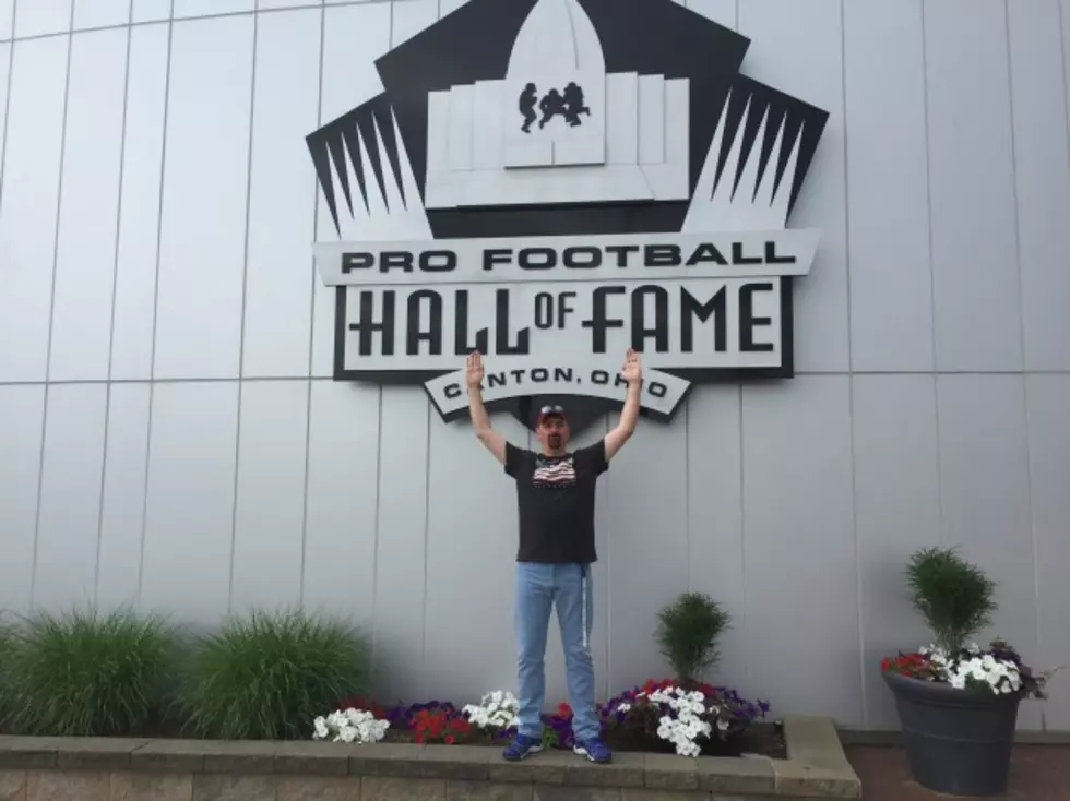 Chaser&#8217;s Visit to The Pro Football Hall of Fame
