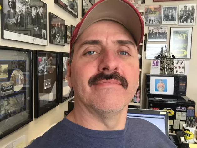 The Difference Between Movember and No-Shave November