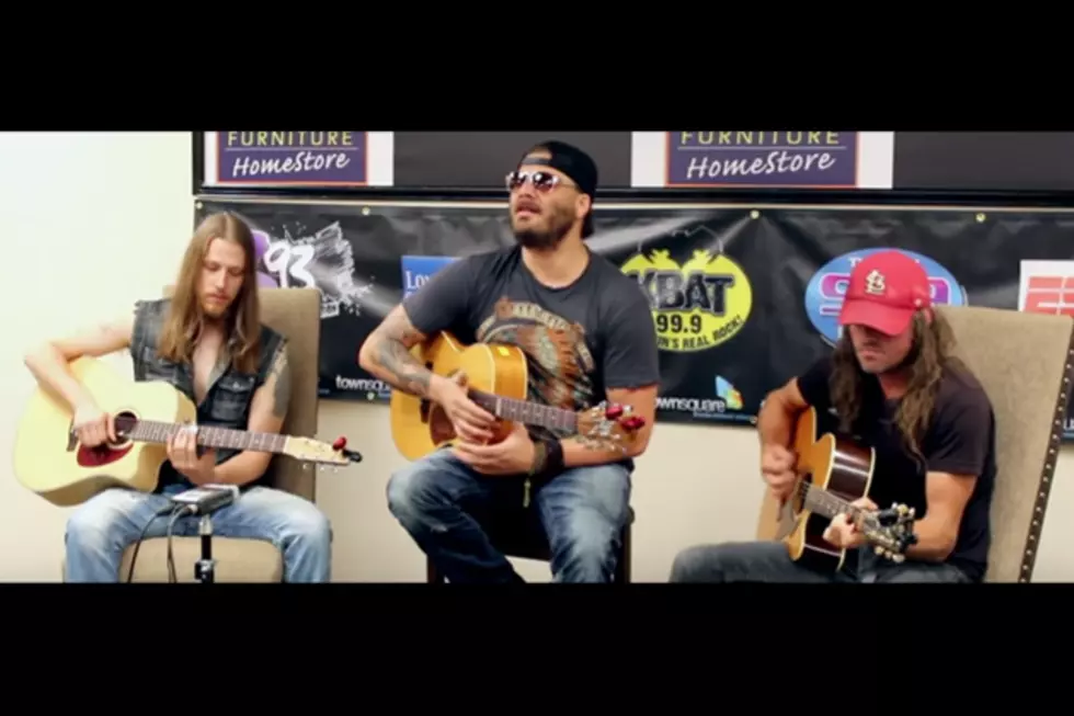 Shamans Harvest Performs Acoustic at KBAT