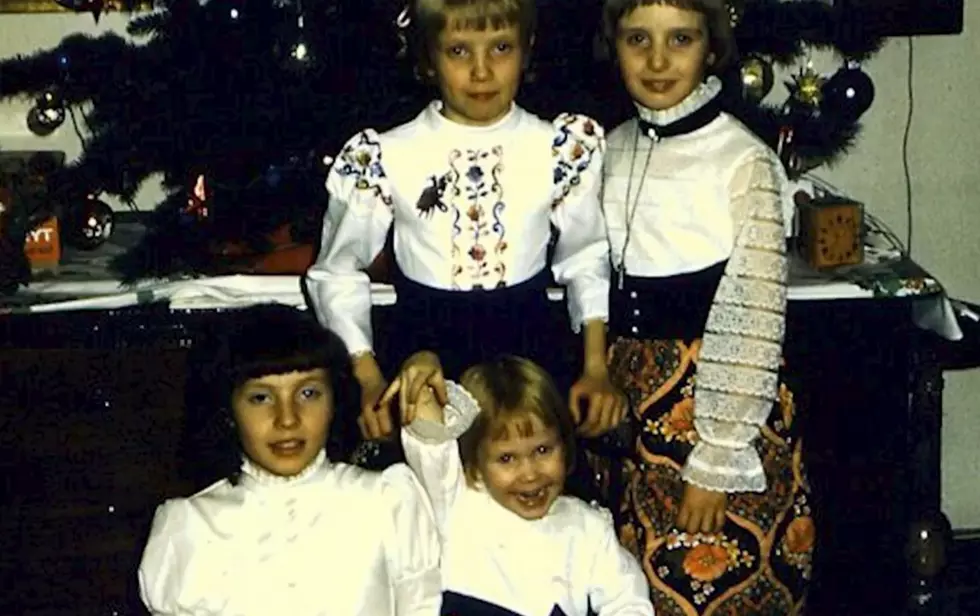 Jeannette and her sisters Screenshot