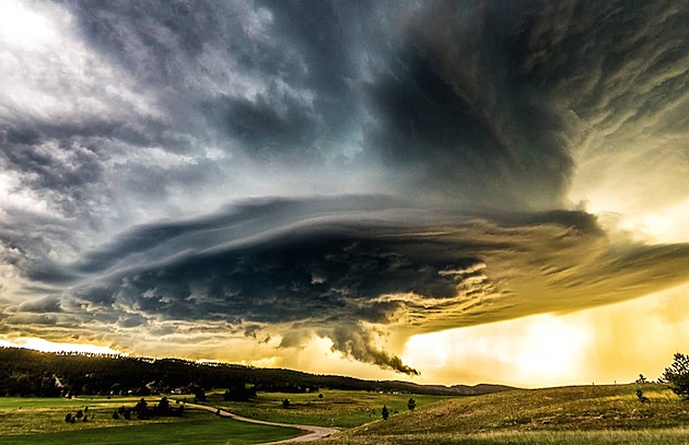Watch This Amazing Time Lapse Video of Dangerous Thunderstorms [VIDEO]