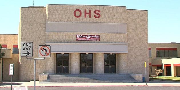 West Texas Schools Wear Yellow in Support of Odessa Shooting
