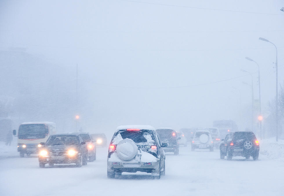 Top 5 Reasons That Texans Suck at Winter Driving