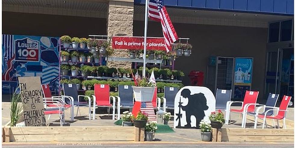 Midland Lowe&#8217;s Pays Tribute To The 13 Fallen Soldiers