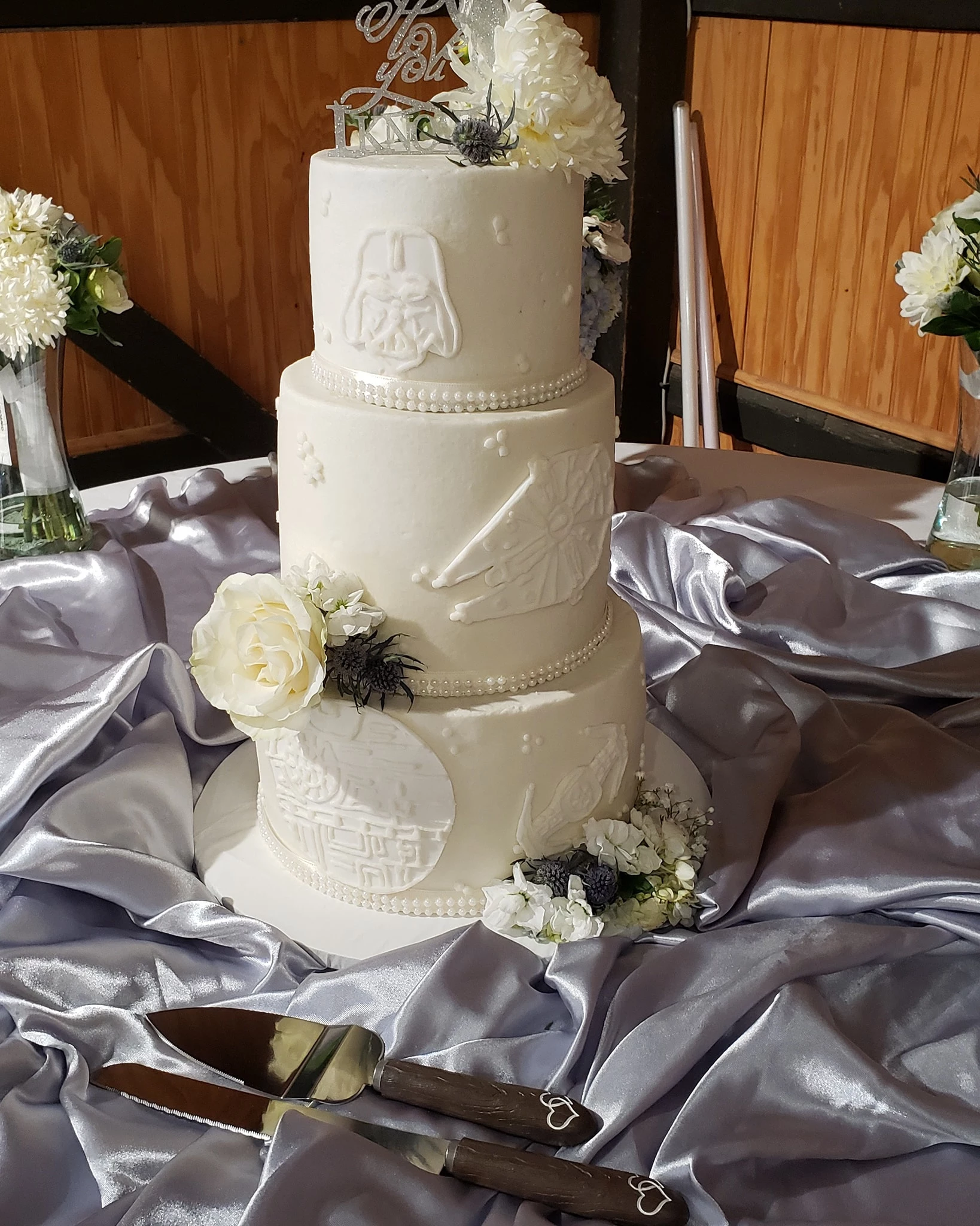 Louis Vuitton Wedding cake  Louis vuitton cake, Gorgeous wedding