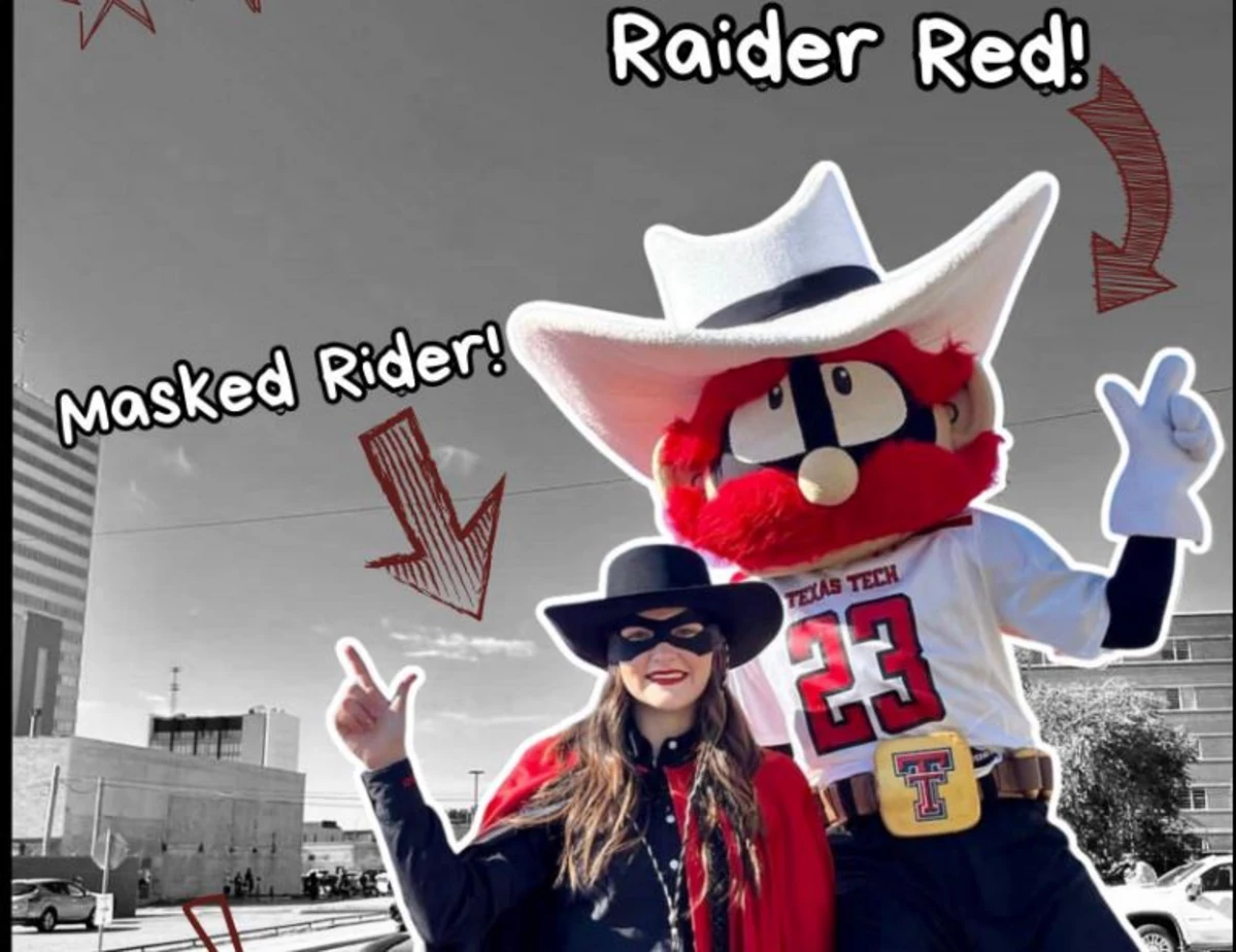 Red Raider Fans Come Out To Meet The Masked Rider And Raider Red