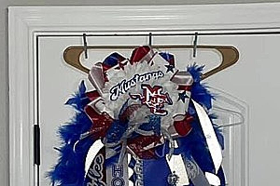 Did You Know Homecoming Mums Are A Texas Thing? Here’s Why We Wear Them!