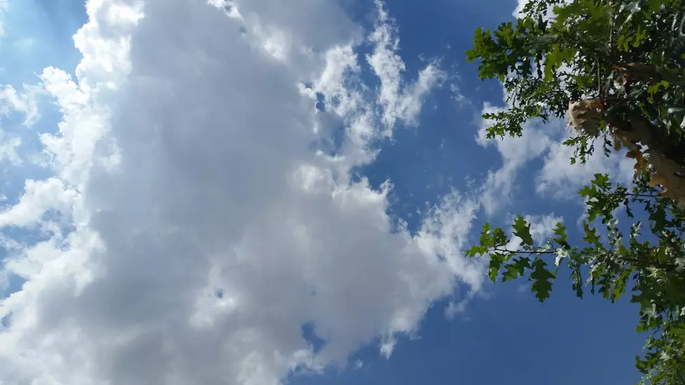 Leo&#8217;s Random Cloud Pic (PHOTO)