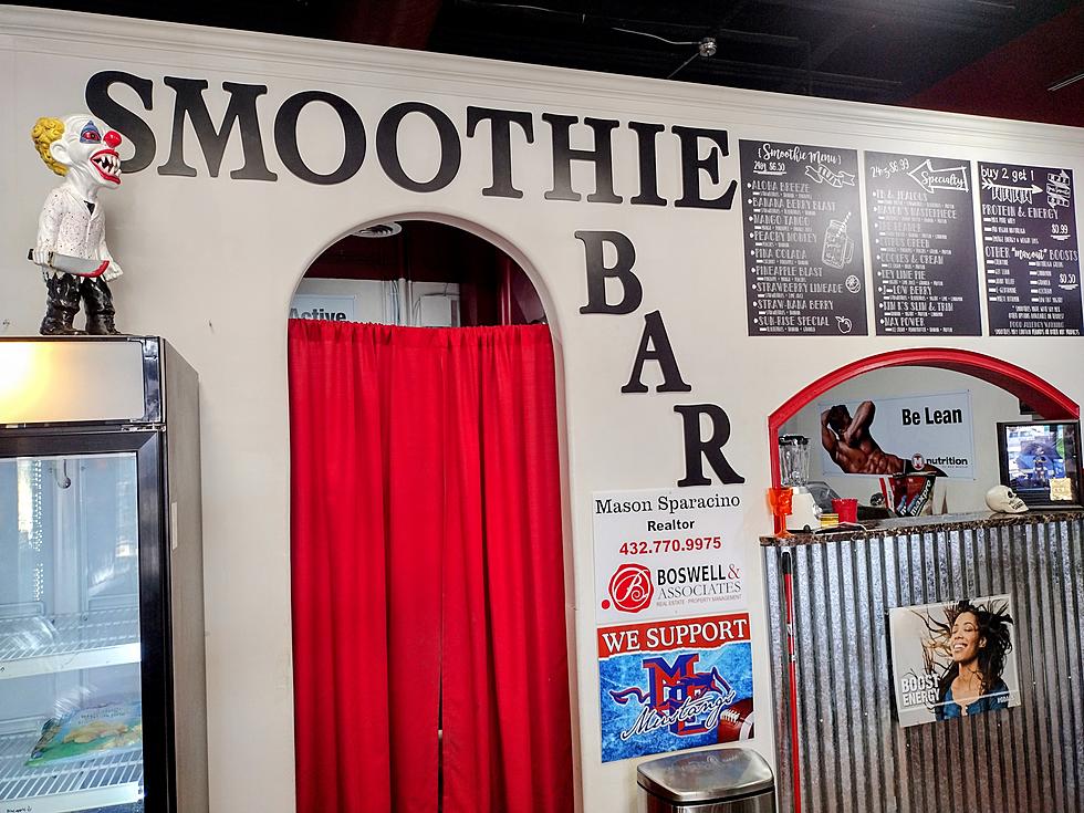 Which Permian Basin Smoothie Bar Has The ‘J-Low Berry’ and ‘Kim K’s Slim & Trim’ ?