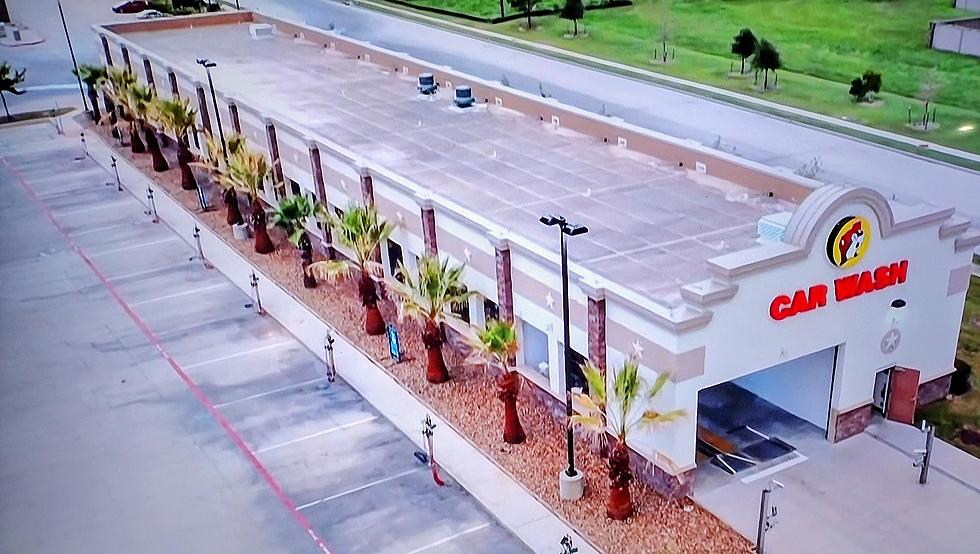 Whoa! This Buc-ee&#8217;s In Texas Has The Longest Car Wash In The World!